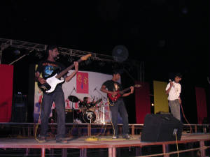 fullband.jpg